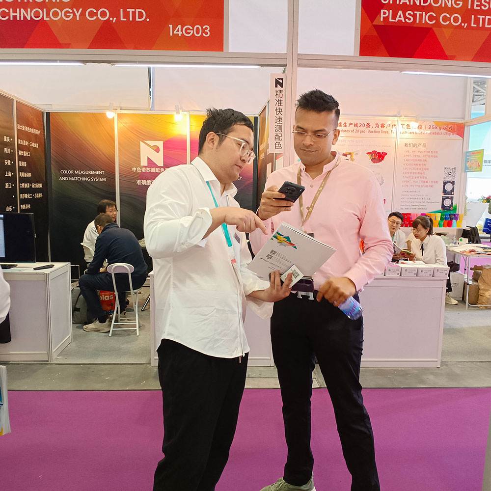 客戶掃碼加聯(lián)系方式